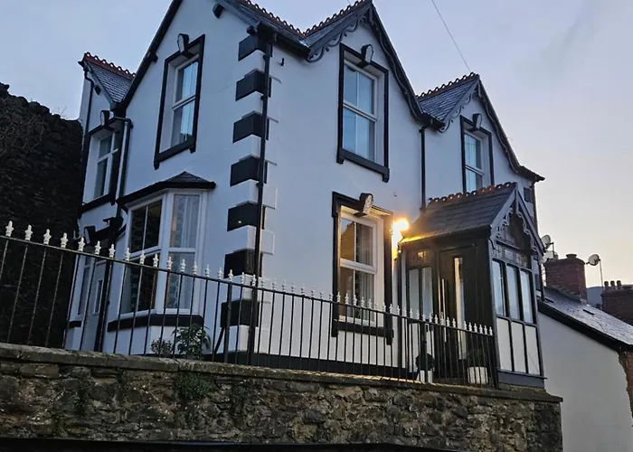 Bryn Aber-The House On The Hill