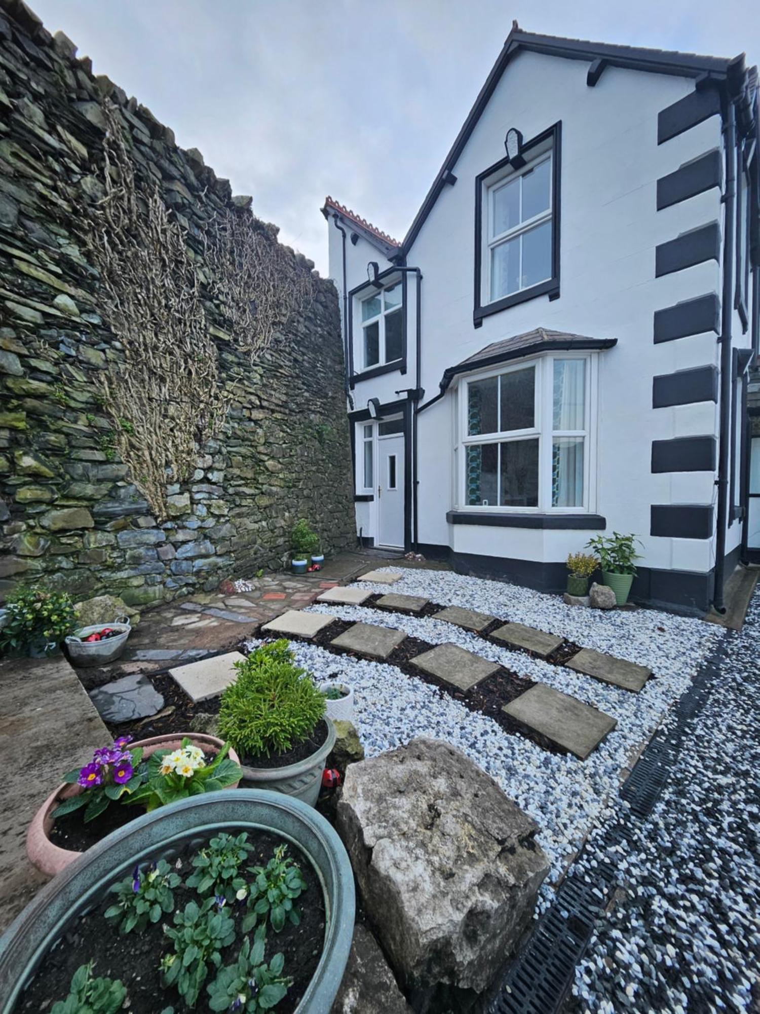 Bryn Aber-the House On The Hill Вилла