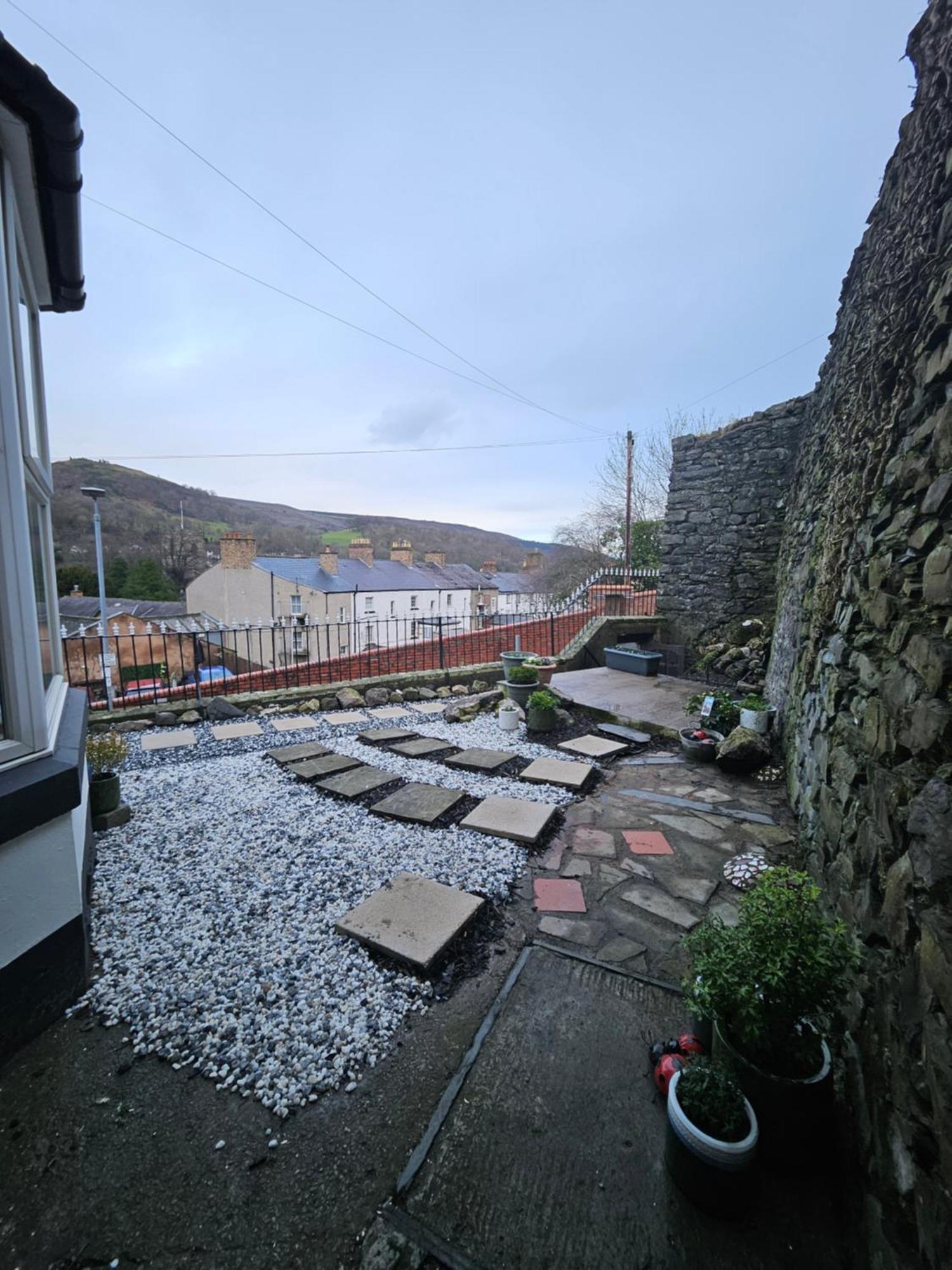 Bryn Aber-the House On The Hill Лланголлен